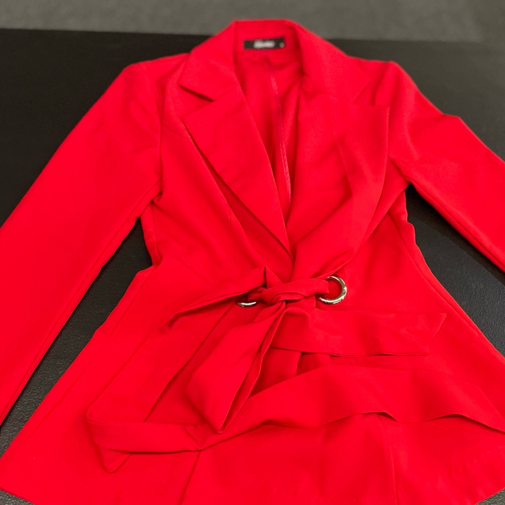 Kosmios red flare tie/belted blazer